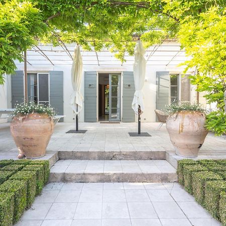 Superbe Maison Climatisee Avec Piscine Au Coeur De Maussane - Proche Commerces Et Activites! - Fr-1-599-83 Exterior photo